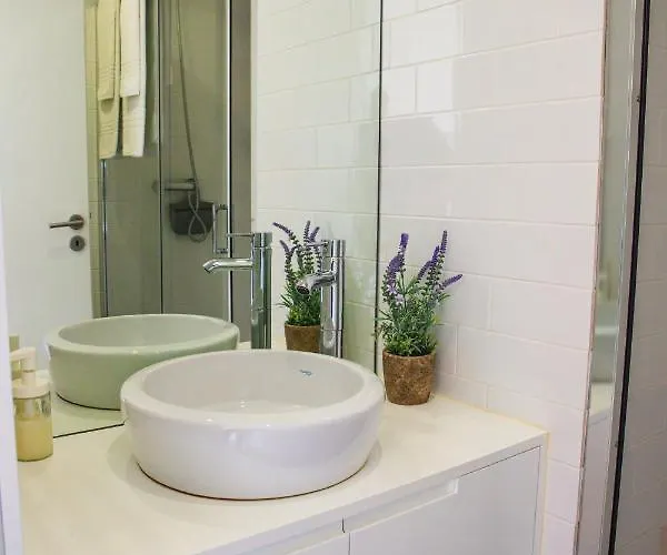 Апартаменты Patio Sto Ildefonso- Downtown And Front Balcony